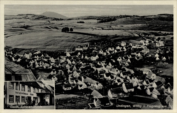 Postcard Undingen Sonnenbühl in Württemberg, aerial view of Gasthaus Schwanenmühle in the foreground