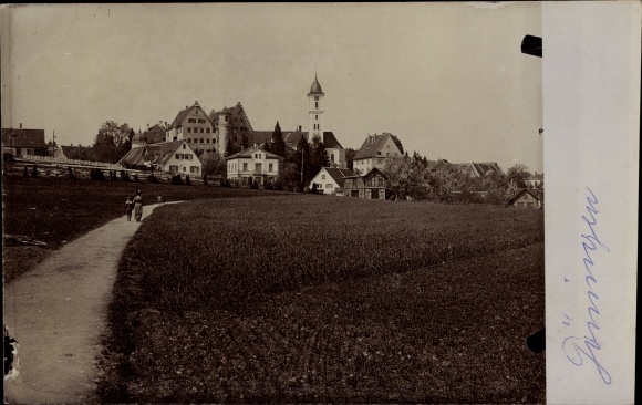 Photo Postcard Grüningen Riedlingen in Württemberg, panorama of the place, castle