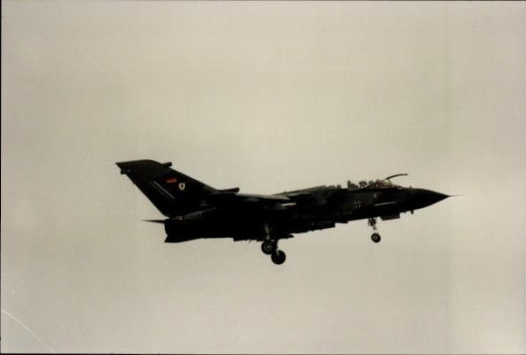 Set von 100 Fotos Flugzeuge und  Hubschrauber