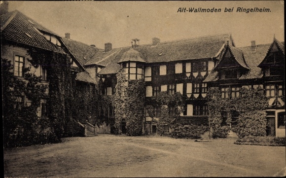Postcard Alt Wallmoden Langelsheim in Lower Saxony, half-timbered house