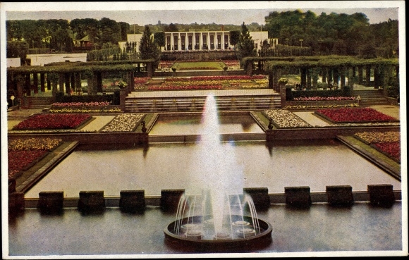 Postcard Essen in the Ruhr area North Rhine Westphalia, Gr. Fountain, Rose Café, Reich Garden Show 1938