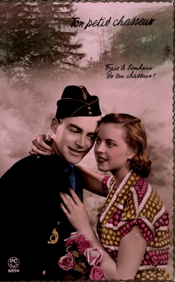 Postcard soldier in uniform, wife, lovers, soldier's love