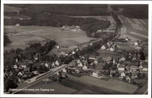 Ak Ochenbruck Schwarzenbruck Mittelfranken, Fliegeraufnahme, Panorama vom Ort