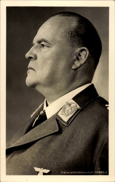 AK-veldmaarschalk van de Luftwaffe Hugo Sperrle, ontvanger van het Ridderkruis, foto Hoffmann 1171 a