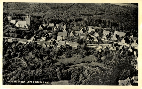 Ak Hohentrüdingen Heidenheim Mittelfranken, Luftaufnahme, Kirche, wohnen, natur, Bauernhäuser