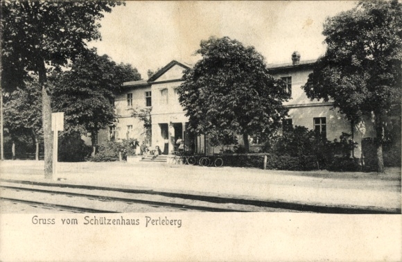 Postcard Perleberg in der Prignitz, Schützenhaus, railway tracks