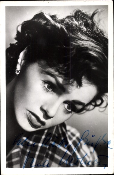 Photo actress Vera Molnar, portrait, autograph