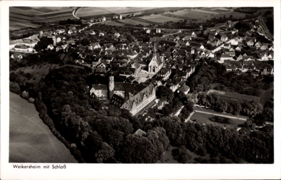 Postcard Weikersheim in Tauberfranken Württemberg, aerial view of castle, rural surroundings, town