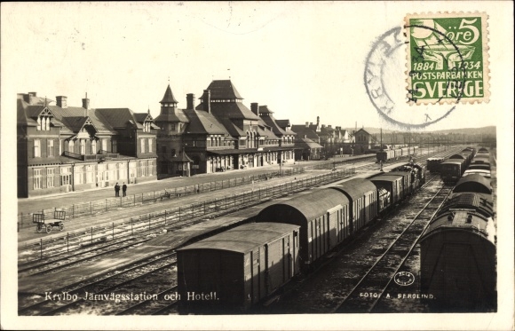 Postcard Krylbo Schweden, Railway Station and Hotel