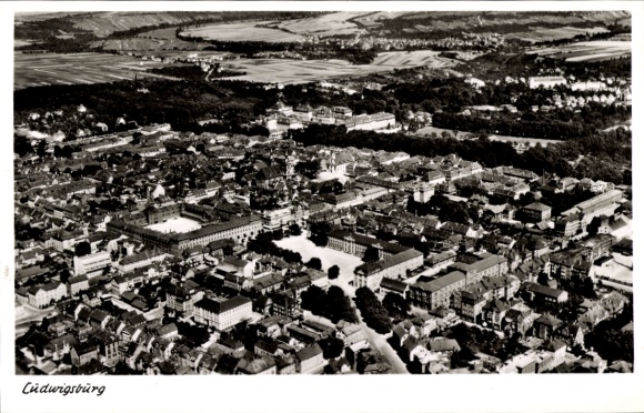 Ak Ludwigsburg in Württemberg, Fliegeraufnahme