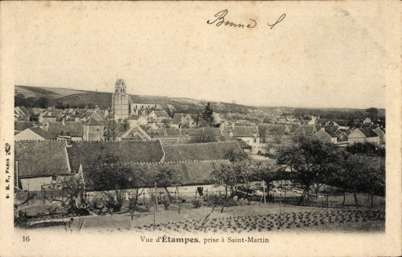 Ak Étampes Essonne, Ansicht von  Gebäude, Türme, Landschaft, Bäume