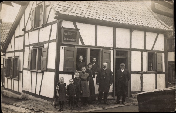 Photo Postcard half-timbered house, residents, chair maker Adolf Korff