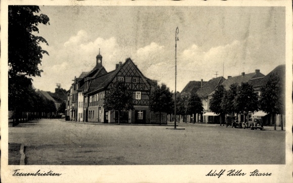 Postcard Treuenbrietzen in Brandenburg, Adolf Hitler Street