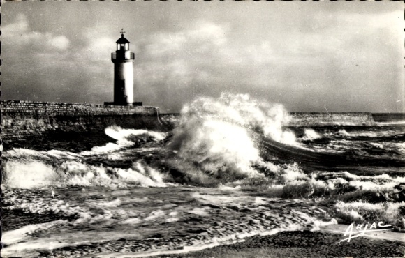 Ak Ile d'Oléron Charente Maritime, La Cotiniere, le Phare pas gros temps, Leuchtturm