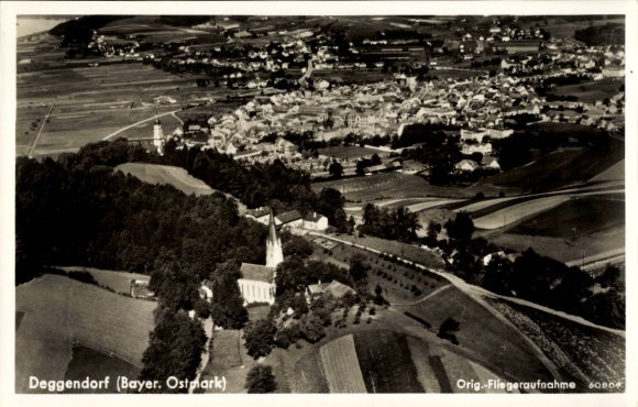 Ak Deggendorf im Bayerischen Wald Niederbayern, Fliegeraufnahme