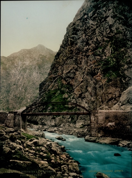 Photo Woenno Gruzinskaja doroga, Georgian Military Road, First Bridge
