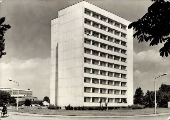 Postcard Sömmerda in Thuringia, high-rise building, VEB office machine factory Soemtron, clouds, trees