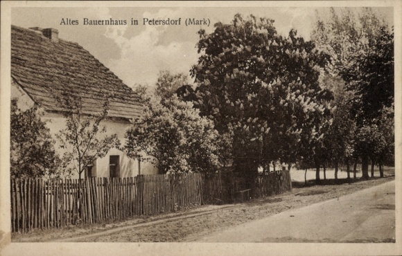 Postcard Petersdorf Bad Saarow in der Mark, Old Farmhouse