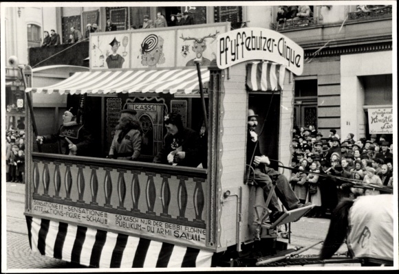 zdjęcie KP Szwajcaria?, parada karnawałowa 1947, klika Pfyffebutzer