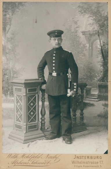 Gabinet Zdjęcie Wilh. Hohfeld Nachf. A. Schmidt Insterburg Prusy Wschodnie, żołnierz niemiecki, portret