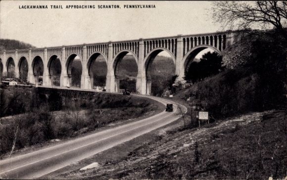 Ak Scranton Pennsylvania USA, Bogenbrücke, Straße, Landschaft, Scranton, Pennsylvania