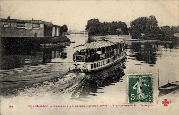Postcard Meudon Hauts de Seine, Passage d'un Bateau Parisien between the St-Germain and the Seguin