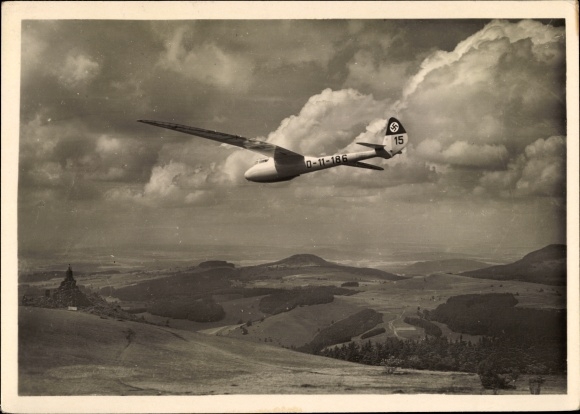 Ak Gersfeld in der Rhön Hessen, Wasserkuppe, Schönes Deutschland, Segelflugzeug Condor