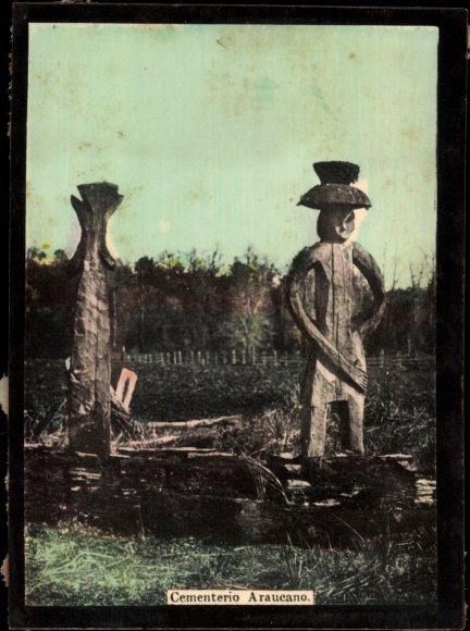 Photo Chile, Araucanian Cemetery