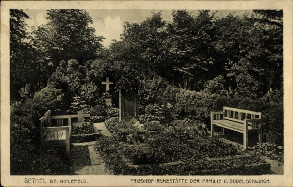 Ak Bethel Bielefeld in Nordrhein Westfalen, Friedhof, Ruhestätte Familie Dodelschwingh, Bänke,...