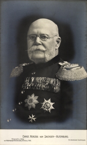 Ak Herzog Ernst von Sachsen Altenburg, Portrait, Uniform, Orden, Brille