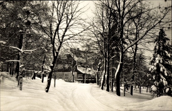 Postcard Hartmannsdorf Reichenau in the Erzgebirge, house, winter