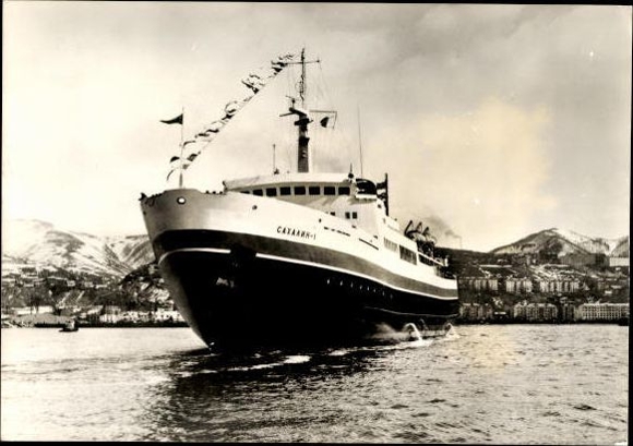 10 old Postcard series ships, shipyards, ports episode 3, various views