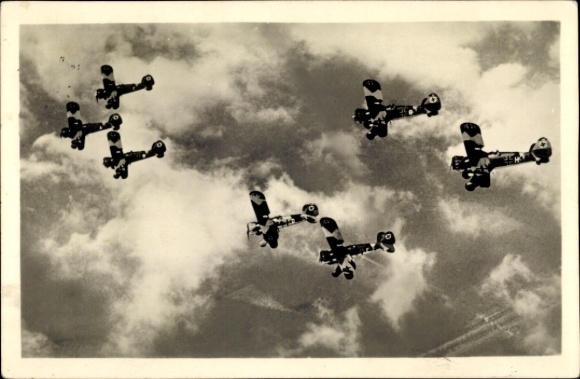 Postcard Henschel Hs 123, Stukas above the clouds, Luftwaffe