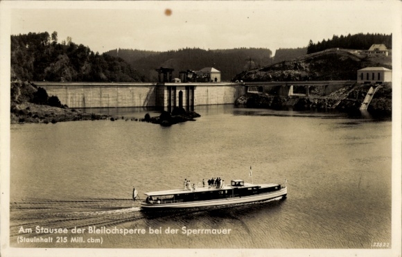 Postcard Gräfenwarth Schleiz, Bleilochsperre at the Speermauer, motorboat