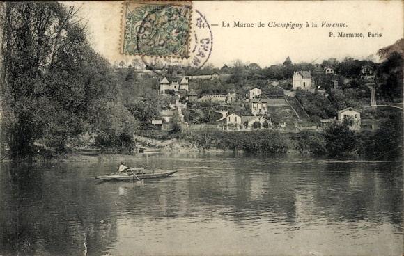 Ak Champigny sur Marne Val de Marne, Flussansicht Marne, kleine Boote, Häuser am Hang, grünes Ufe