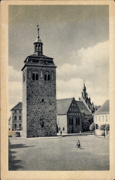 Postcard Luckenwalde in Brandenburg, market square with church