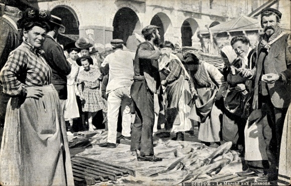 Ak Dieppe Seine Maritime, Der Fischmarkt