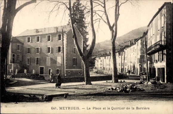 KP Meyrueis Lozère, La Place et le Quartier de la Barrière, 641, budynki, drzewa, ulica