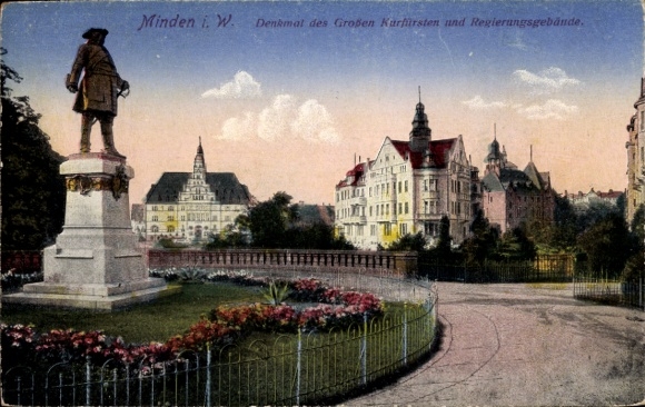 Postcard Minden in Westphalia, Monument of the Great Elector, Government Building