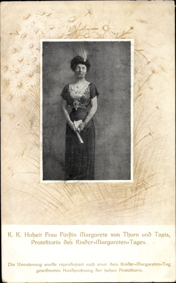 Postcard Princess Margarete von Thurn and Taxis, standing portrait