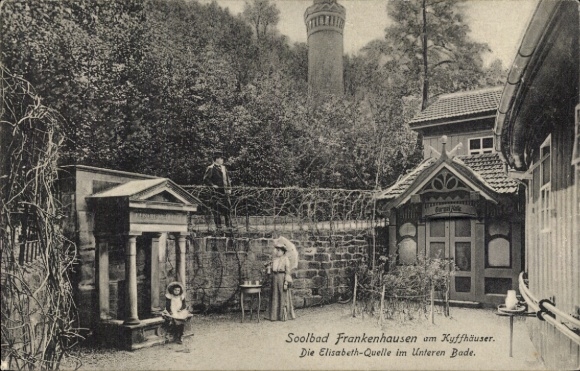 Ak Bad Frankenhausen am Kyffhäuser Thüringen, Soolbad  Elisabeth-Quelle, Bäume, Gebäude, Personen