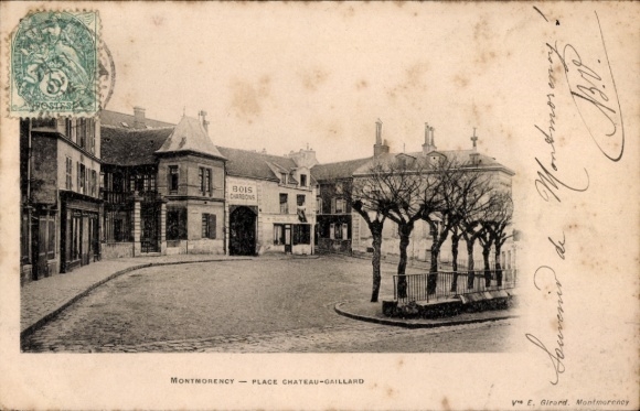 Ak Montmorency Val d’Oise, Platz Chateau-Gaillard, Gebäude, Bäume, Straßenansicht