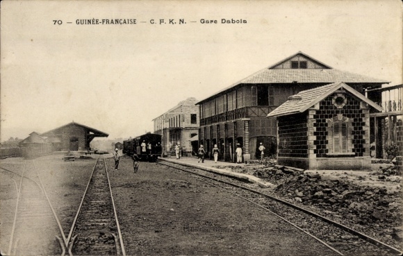 Postcard Dabola Guinea, Gare, view of the station, track side, train