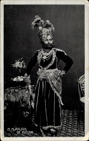 Postcard Rajah Sahib of Rutlam, standing portrait