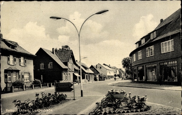 Postcard Rethem Aller, Langestraße, part of the street, building