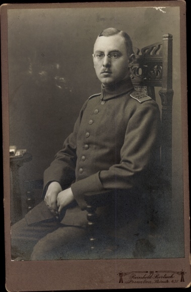 CdV Prenzlau in der Uckermark, German soldier in uniform, portrait