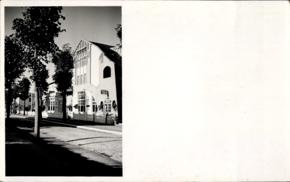 PC Baltic Sea resort Bansin on Usedom, architecture, street, buildings, trees, black and white