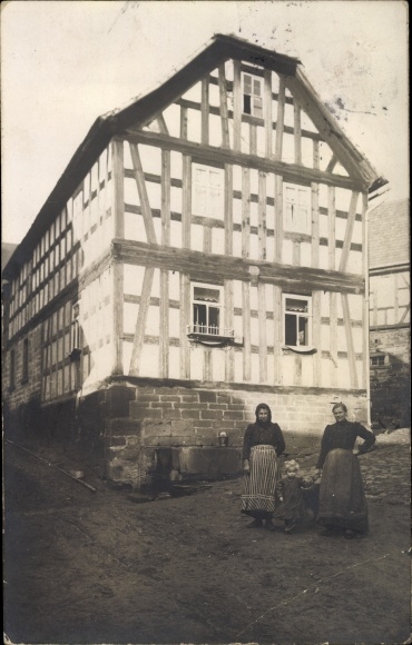Photo Postcard Rottelsdorf Saxony Anhalt, half-timbered house