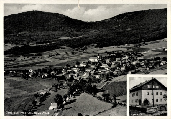 Ak Arnbruck im Bayerischen Wald Oberpfalz, Fliegeraufnahme, Schulhaus