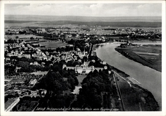 Ak Hanau am Main, Schloß Philippsruhe, Stadt  Fluss, Luftaufnahme